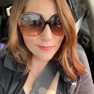 Meet your Posher, Katherine